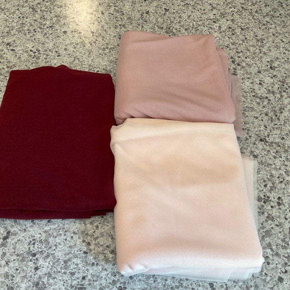 LINGS MOMENTS two piece floral arch/sign decor with matching drapes - Picture 2 of 3